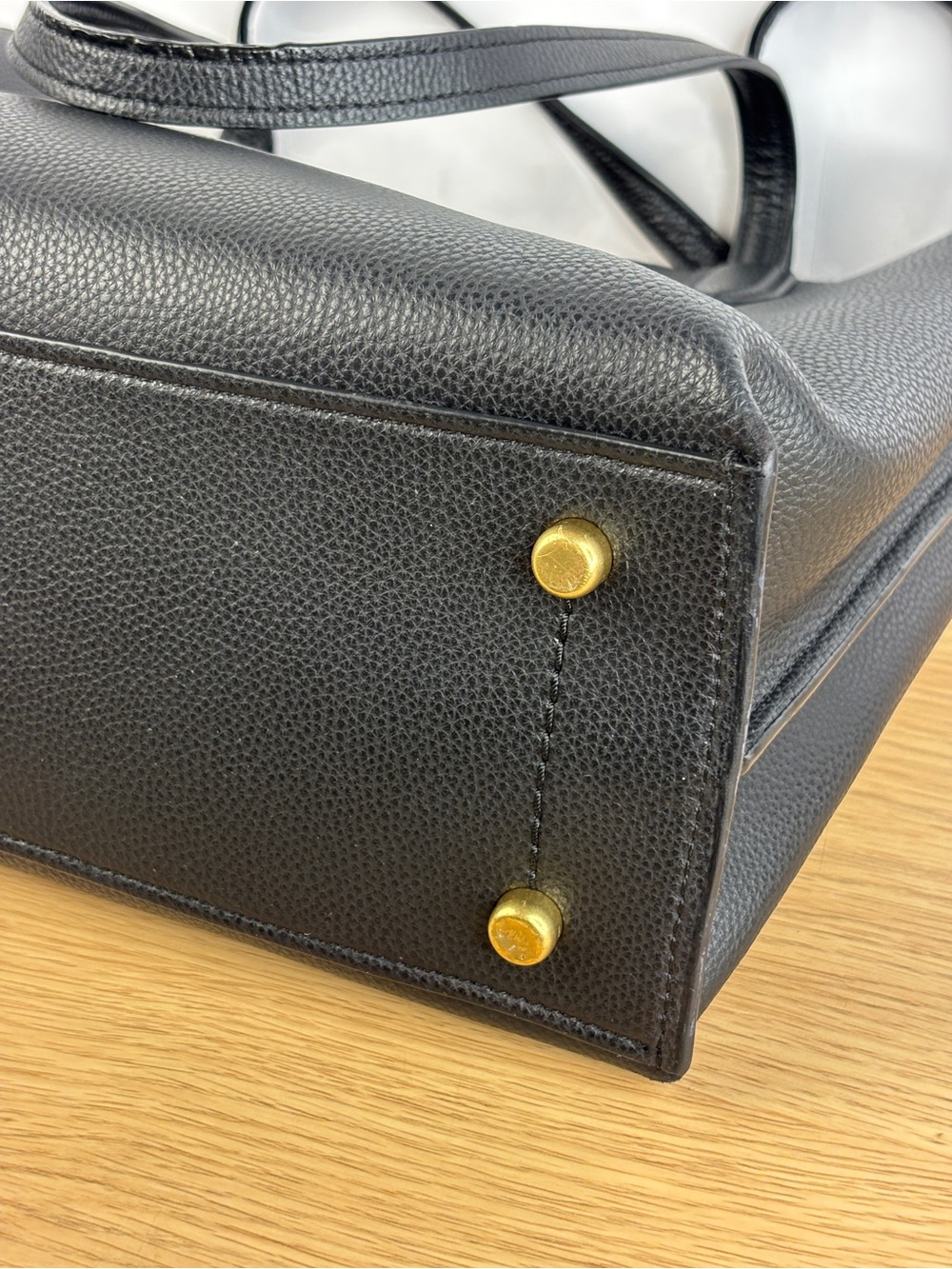 Coach Willow Tote Black Pebbled Leather (Model C0689) - Picture 14 of 15